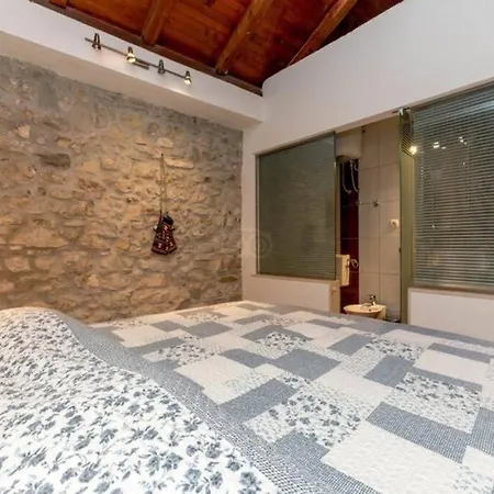2 Bedroom