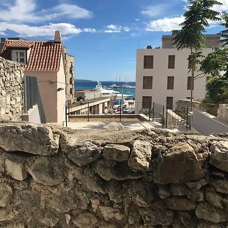2 Bedroom * Split