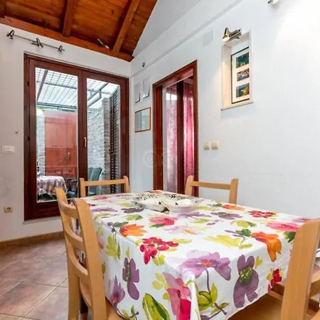 2 Bedroom Lägenhet